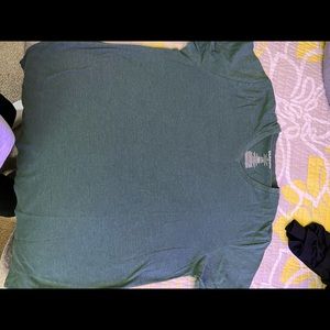 Old Navy Green V Neck
